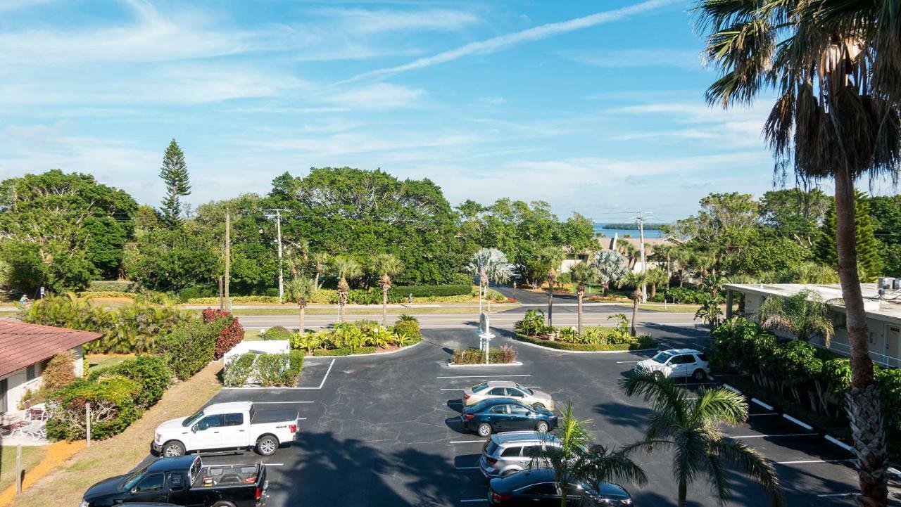 Beach And Sunset View From Your Balcony Longboat Key Bagian luar foto